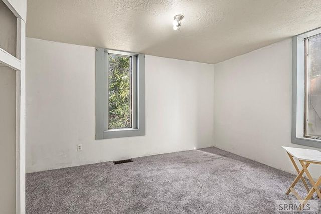 195 Lansing, Blackfoot, ID 83221