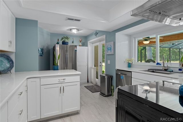 807 W National Street, Hernando, FL 34442
