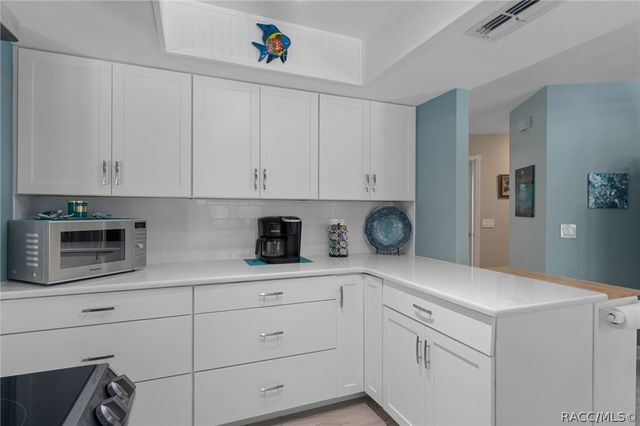 807 W National Street, Hernando, FL 34442