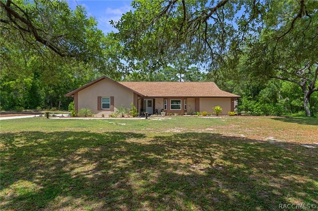 807 W National Street, Hernando, FL 34442