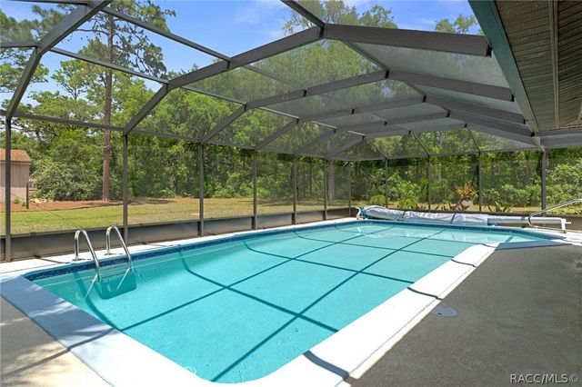 807 W National Street, Hernando, FL 34442