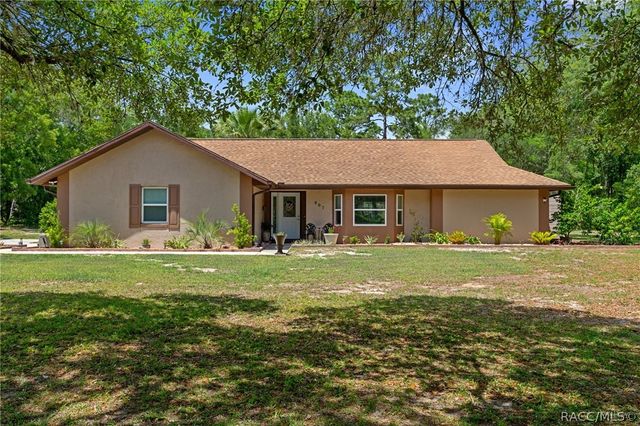 807 W National Street, Hernando, FL 34442