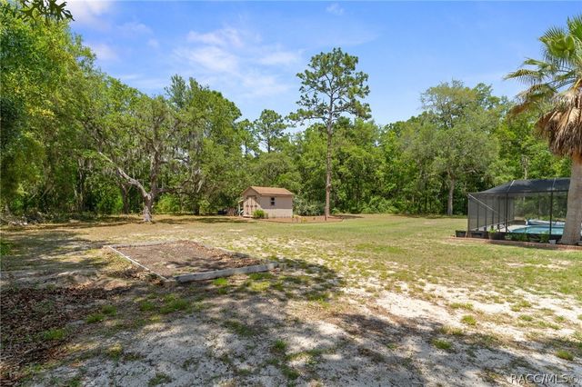 807 W National Street, Hernando, FL 34442