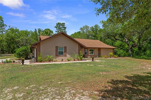 807 W National Street, Hernando, FL 34442