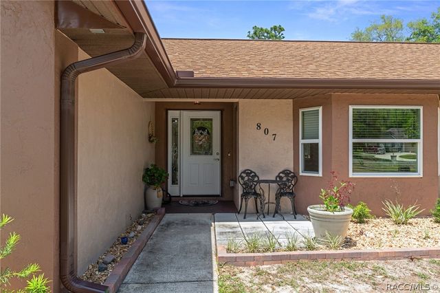 807 W National Street, Hernando, FL 34442