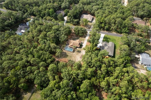 807 W National Street, Hernando, FL 34442