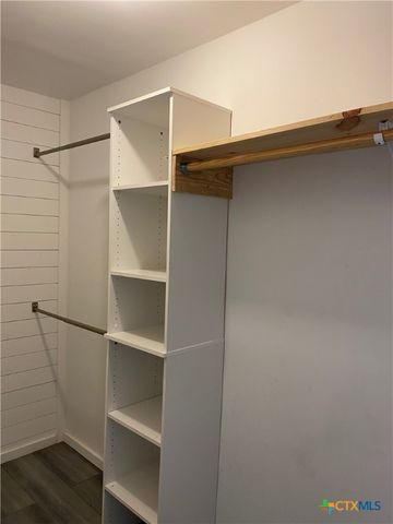 121 E 15th Street, Shiner, TX 77984