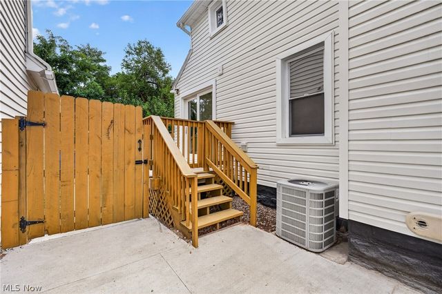 753 Brayton Avenue, Cleveland, OH 44113