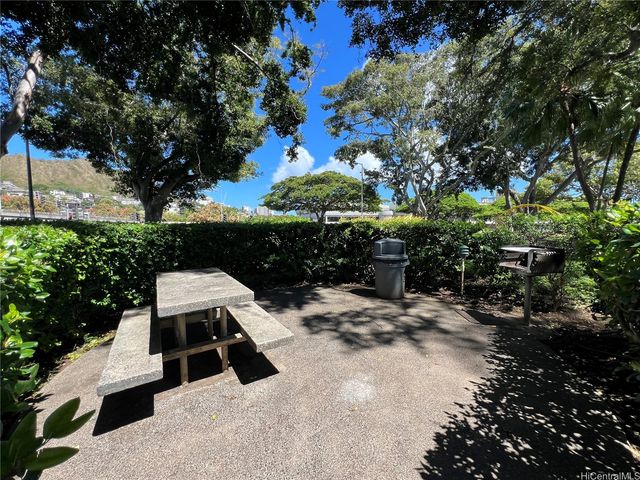 1511 Nuuanu Avenue 133, Honolulu, HI 96817