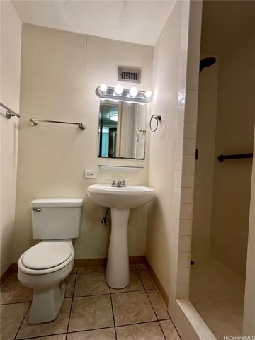 1511 Nuuanu Avenue 133, Honolulu, HI 96817