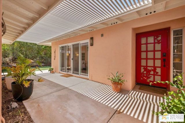 38061 Chuperosa Lane, Cathedral City, CA 92234