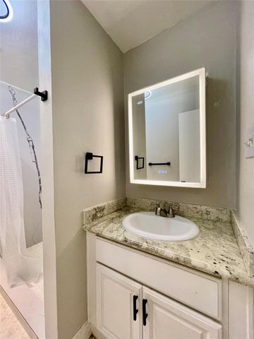 9009 Gaylord Street, Houston, TX 77024