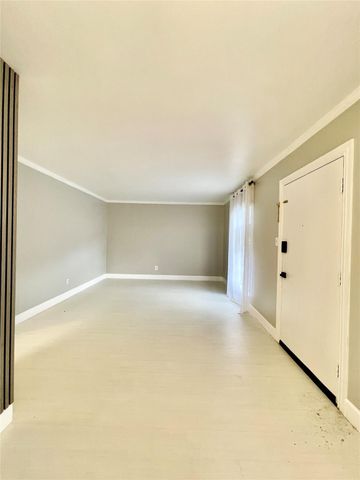 9009 Gaylord Street, Houston, TX 77024