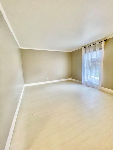 9009 Gaylord Street, Houston, TX 77024