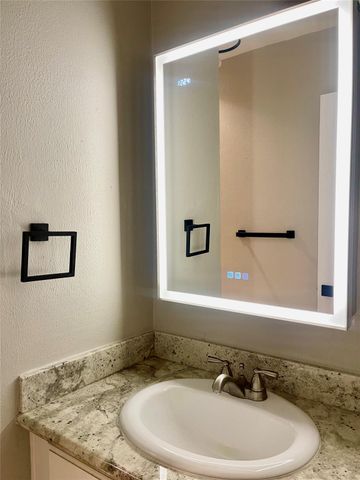 9009 Gaylord Street, Houston, TX 77024