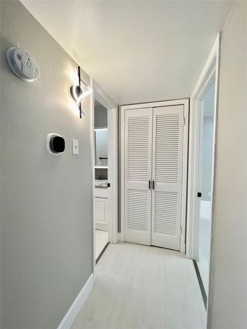 9009 Gaylord Street, Houston, TX 77024