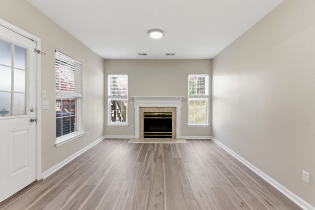 658 Huffine Manor Cir, Franklin, TN 37067