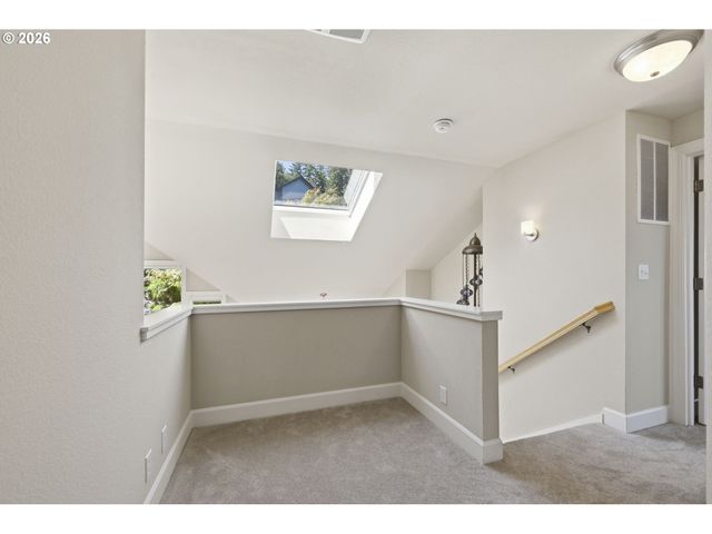 3335 BENTLEY Ave, Eugene, OR 97405
