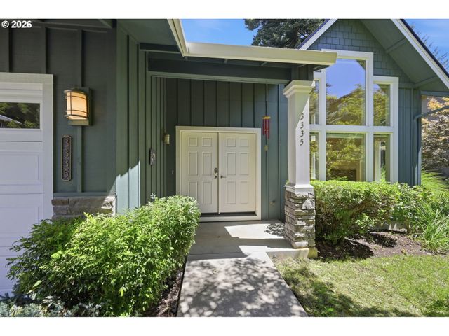 3335 BENTLEY Ave, Eugene, OR 97405