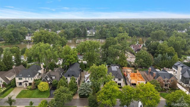 367 Baldwin Road, Birmingham, MI 48009
