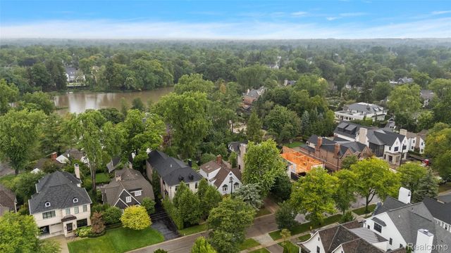 367 Baldwin Road, Birmingham, MI 48009