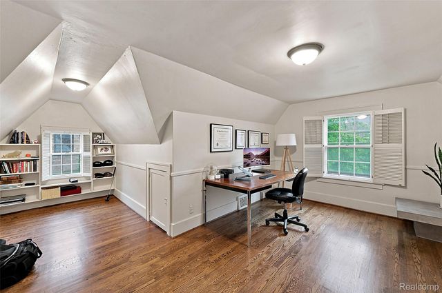 367 Baldwin Road, Birmingham, MI 48009