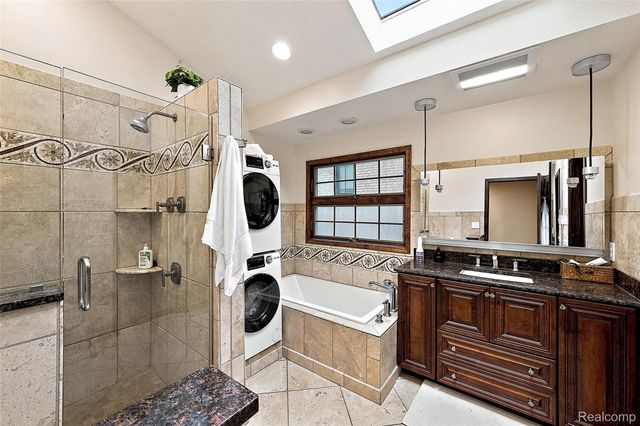 367 Baldwin Road, Birmingham, MI 48009