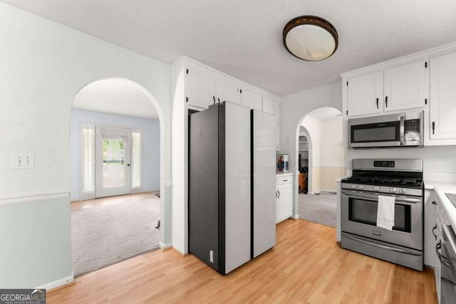 1085 Crystal Water Drive, Lawrenceville, GA 30045