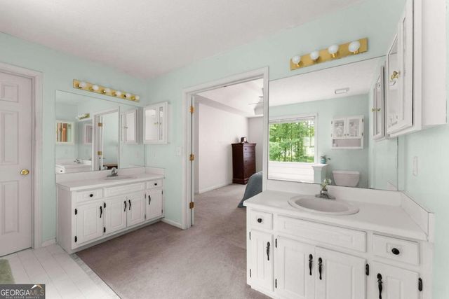 1085 Crystal Water Drive, Lawrenceville, GA 30045