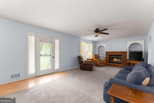 1085 Crystal Water Drive, Lawrenceville, GA 30045