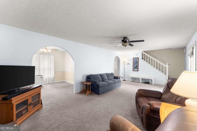 1085 Crystal Water Drive, Lawrenceville, GA 30045