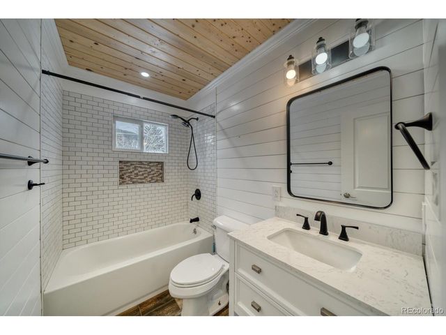 913 N Baldwin St, Woodland Park, CO 80863