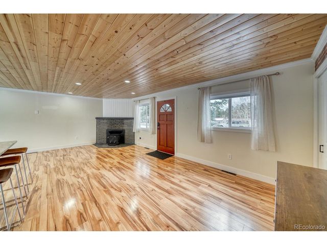 913 N Baldwin St, Woodland Park, CO 80863