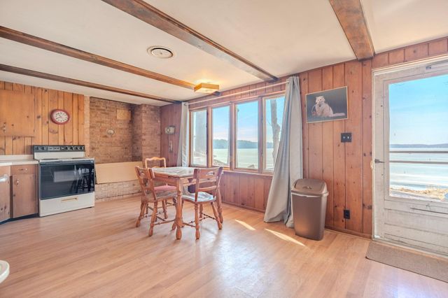 5579 320th Street, Cushing, MN 56443