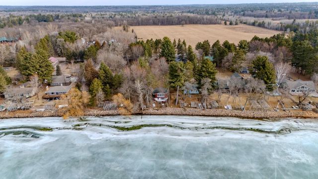 5579 320th Street, Cushing, MN 56443