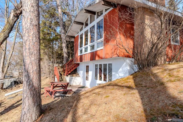 5579 320th Street, Cushing, MN 56443