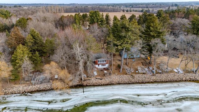 5579 320th Street, Cushing, MN 56443