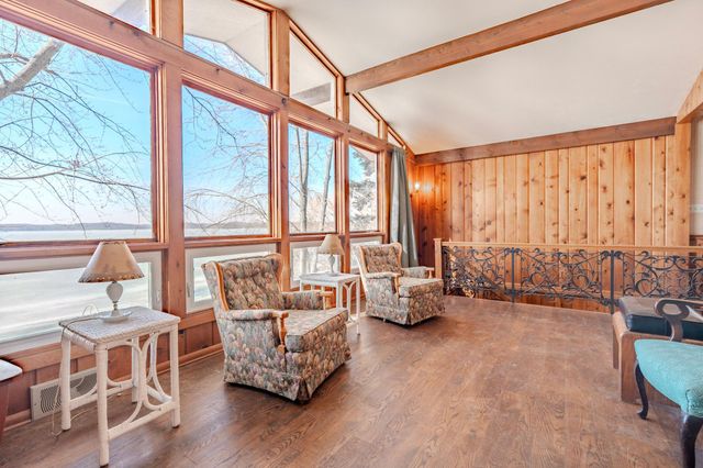 5579 320th Street, Cushing, MN 56443