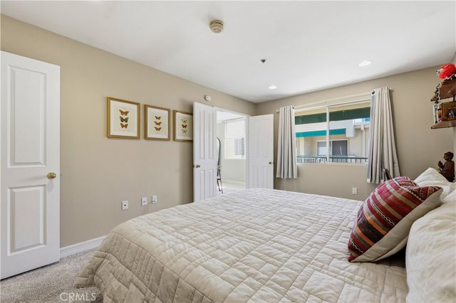 4501 Cedros Avenue 330, Sherman Oaks, CA 91403