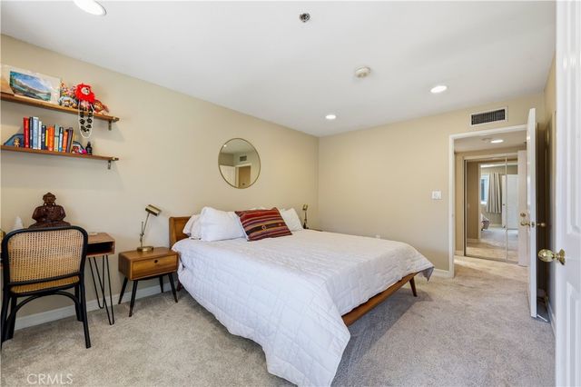 4501 Cedros Avenue 330, Sherman Oaks, CA 91403