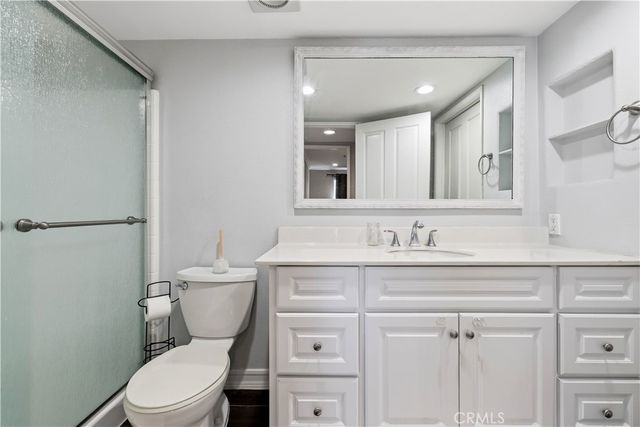 4501 Cedros Avenue 330, Sherman Oaks, CA 91403