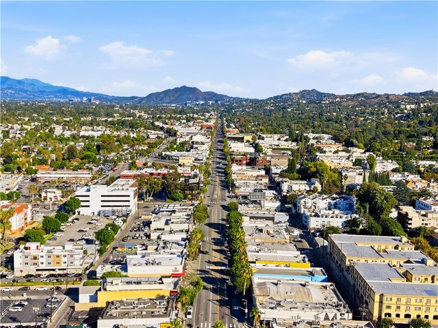 4501 Cedros Avenue 330, Sherman Oaks, CA 91403