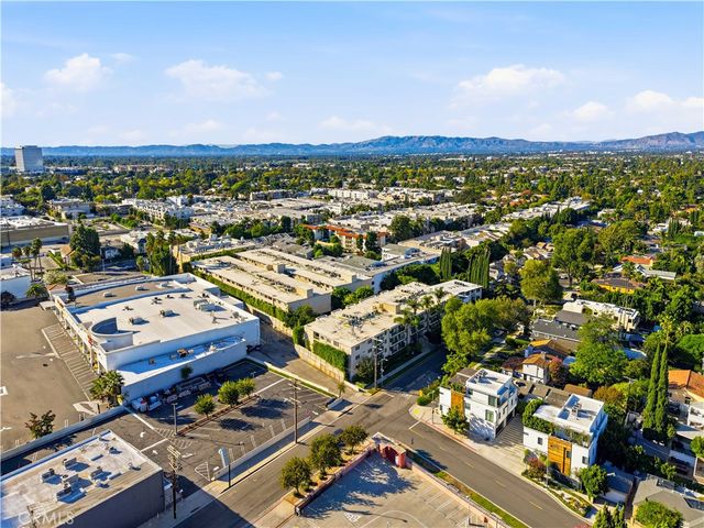 4501 Cedros Avenue 330, Sherman Oaks, CA 91403