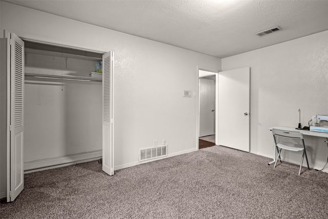 316 Brookwood Drive, Desoto, TX 75115