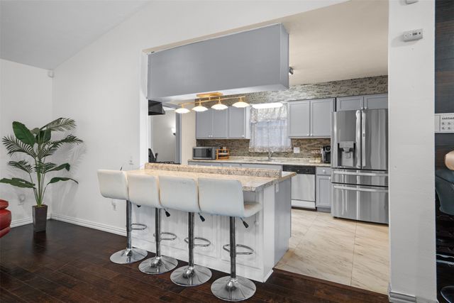 316 Brookwood Drive, Desoto, TX 75115