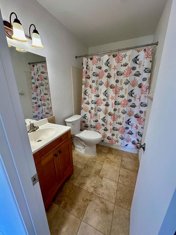 8698 SE Hobe Ridge Avenue, Hobe Sound, FL 33455