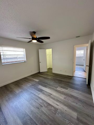 8698 SE Hobe Ridge Avenue, Hobe Sound, FL 33455