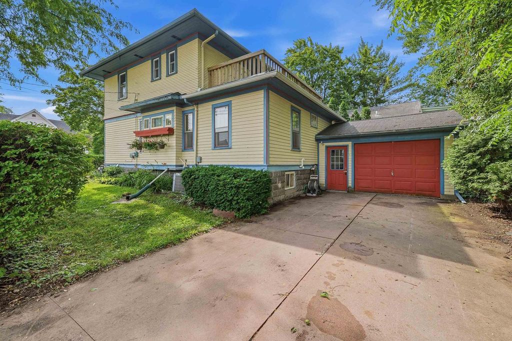 212 AMORY STREET, Fond Du Lac, WI 54936