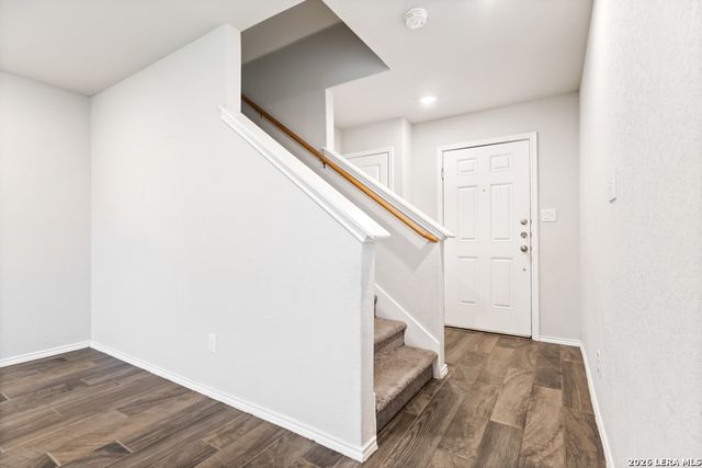 2432 Ayers Dr, Seguin, TX 78155