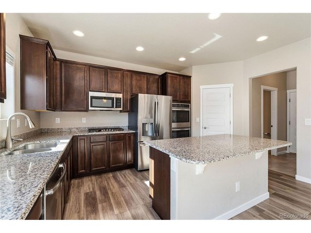 5562 Clarence Dr, Windsor, CO 80550